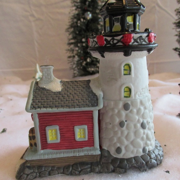 Vintage  Cobblestone Corners 2003 Fishing Supplies - Picture 4 of 6